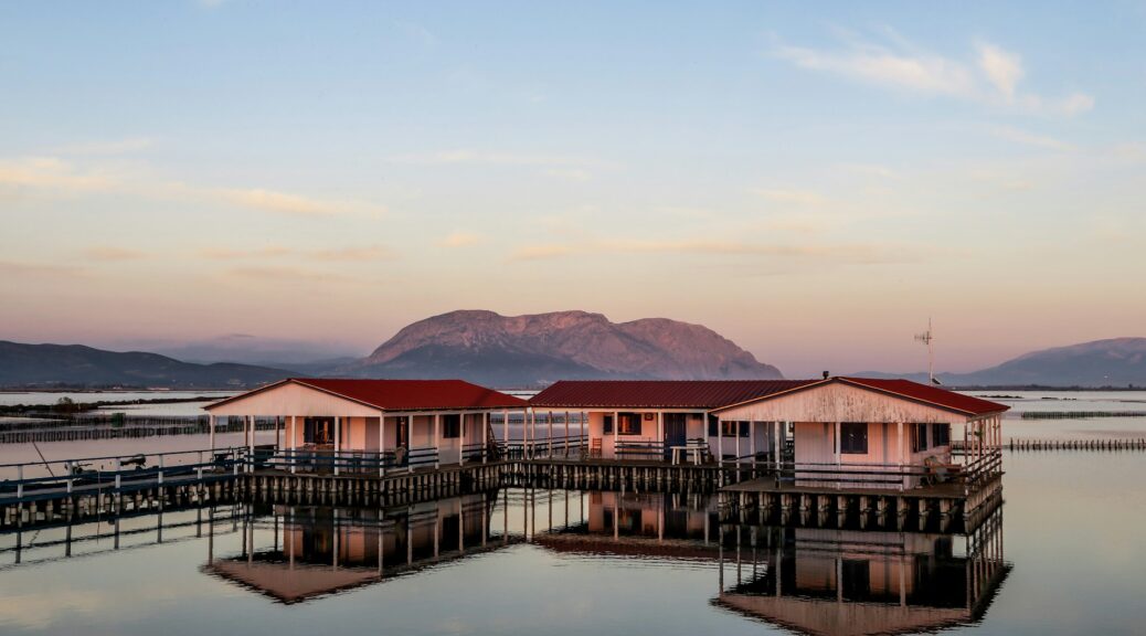 Best Outdoor Resorts Enhance Travel Adventures